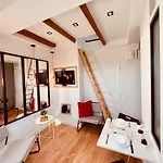 Cosy Boat